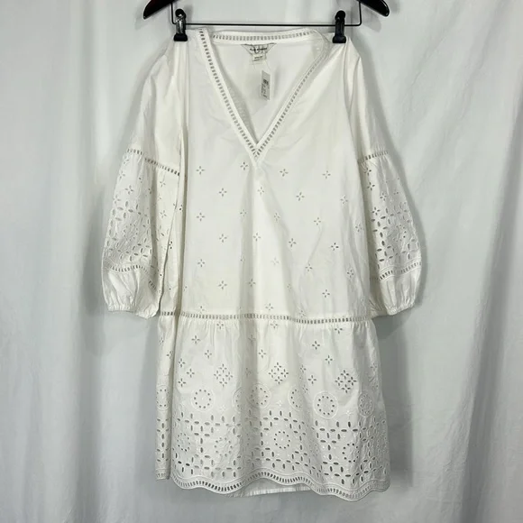 CLUB MONACO Women's Eyelet lightly lined Mini Dress 3/4 Sleeve White. Loose fit - Picture 6 of 11